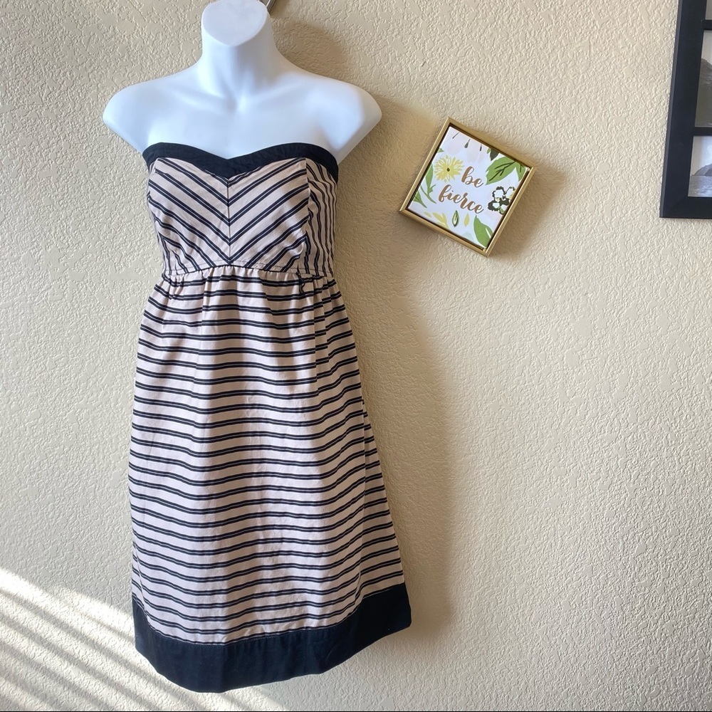Motherhood Maternity Strapless‎ dress